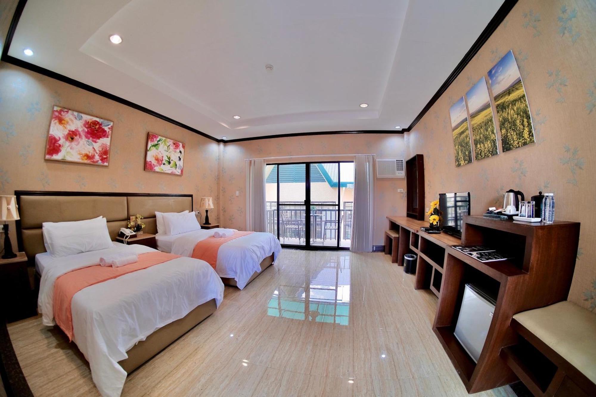 Luisita Central Park Hotel Tarlac Szoba fotó