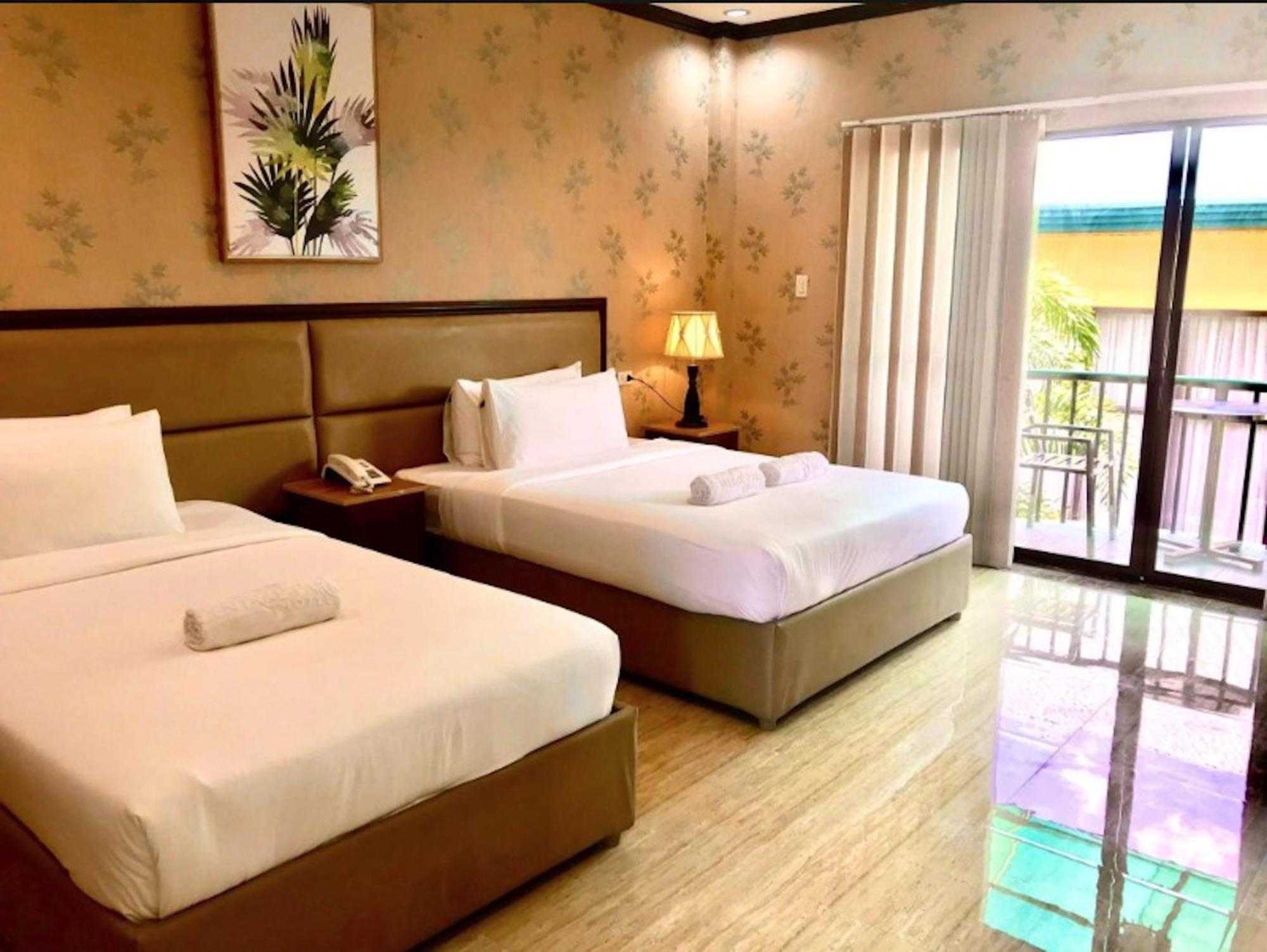 Luisita Central Park Hotel Tarlac Kültér fotó